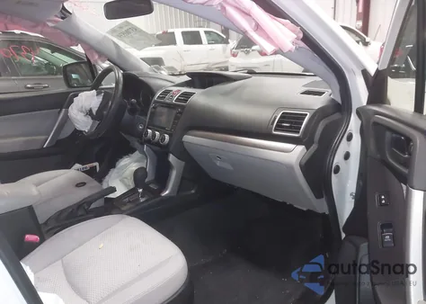 2017 Subaru Forester 2.5I Premium из США, поврежденный, VIN JF2SJAEC0HH413162